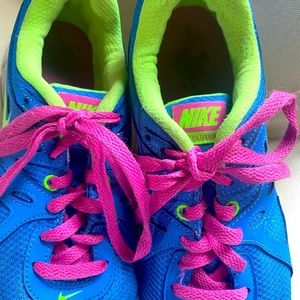 NIKE Revolution 2 Gently Worn Running Shoe